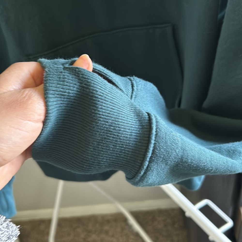 Quarter Zip pullover - Picture 2 of 4